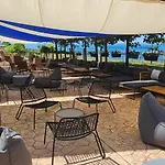 아파트 Sorrento In Marina Cape 아헬로이