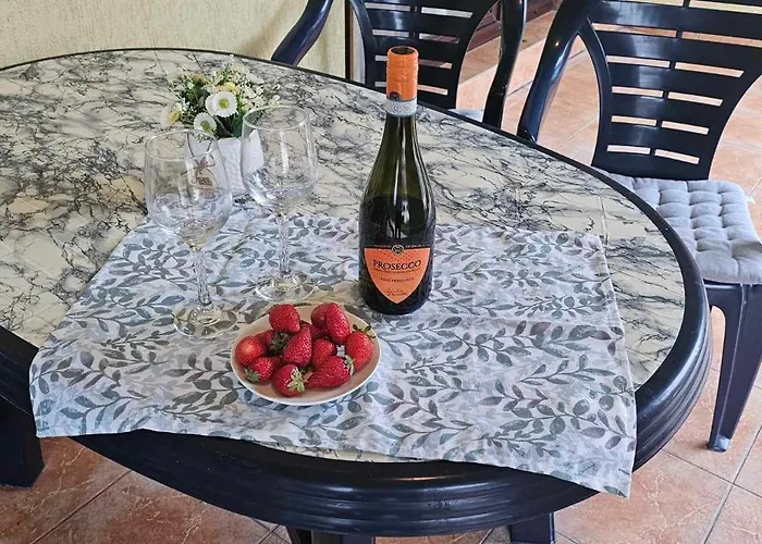 Sorrento In Marina Cape Апартамент