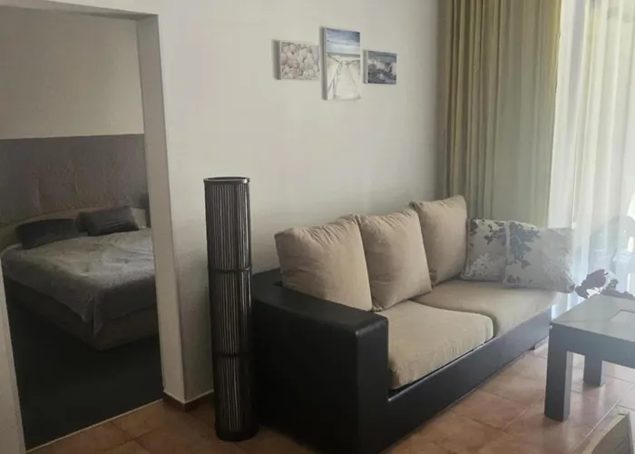 Sorrento In Marina Cape Апартамент Ахелой